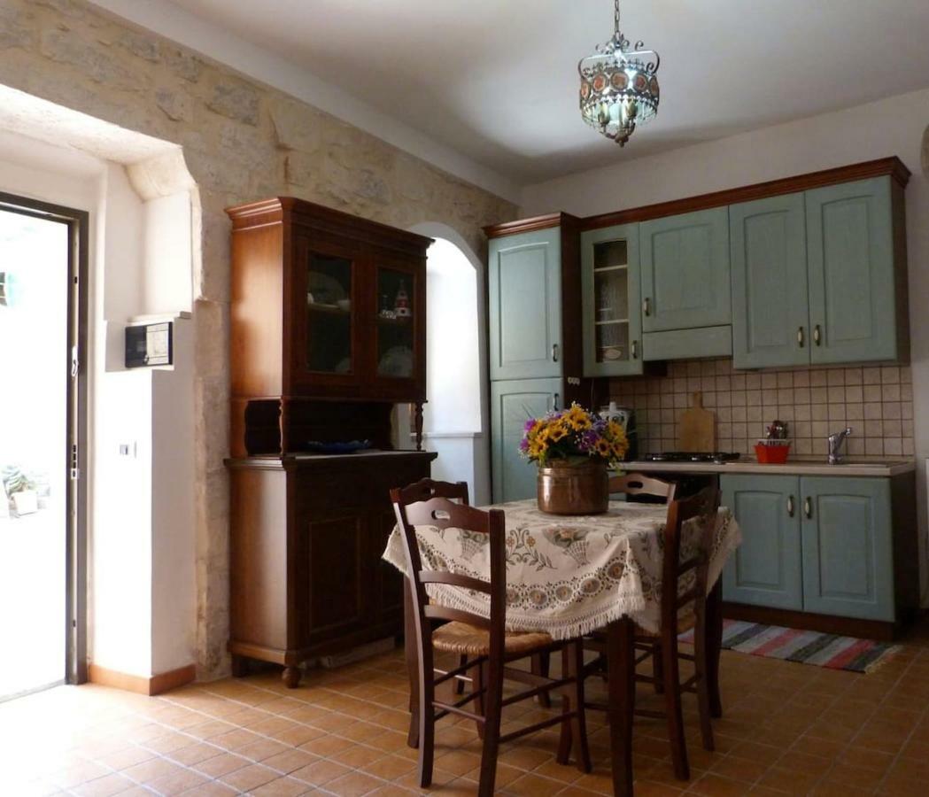 Ferienwohnung Centro Storico Modica - 2 Min A Piedi Da Corso Umberto I Exterior foto
